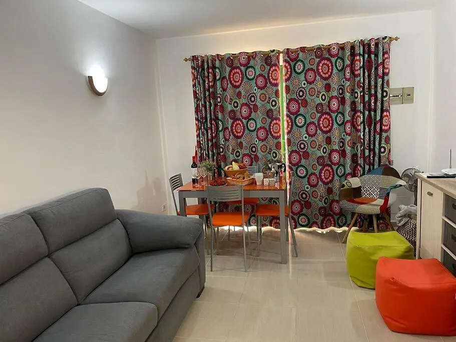 Puskas Apartman Costa De Antigua 0*,  España